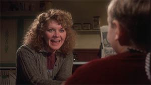 Melinda Dillon in A Christmas Story (1983) 